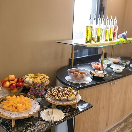 N Hotel Сутоморе Экстерьер фото