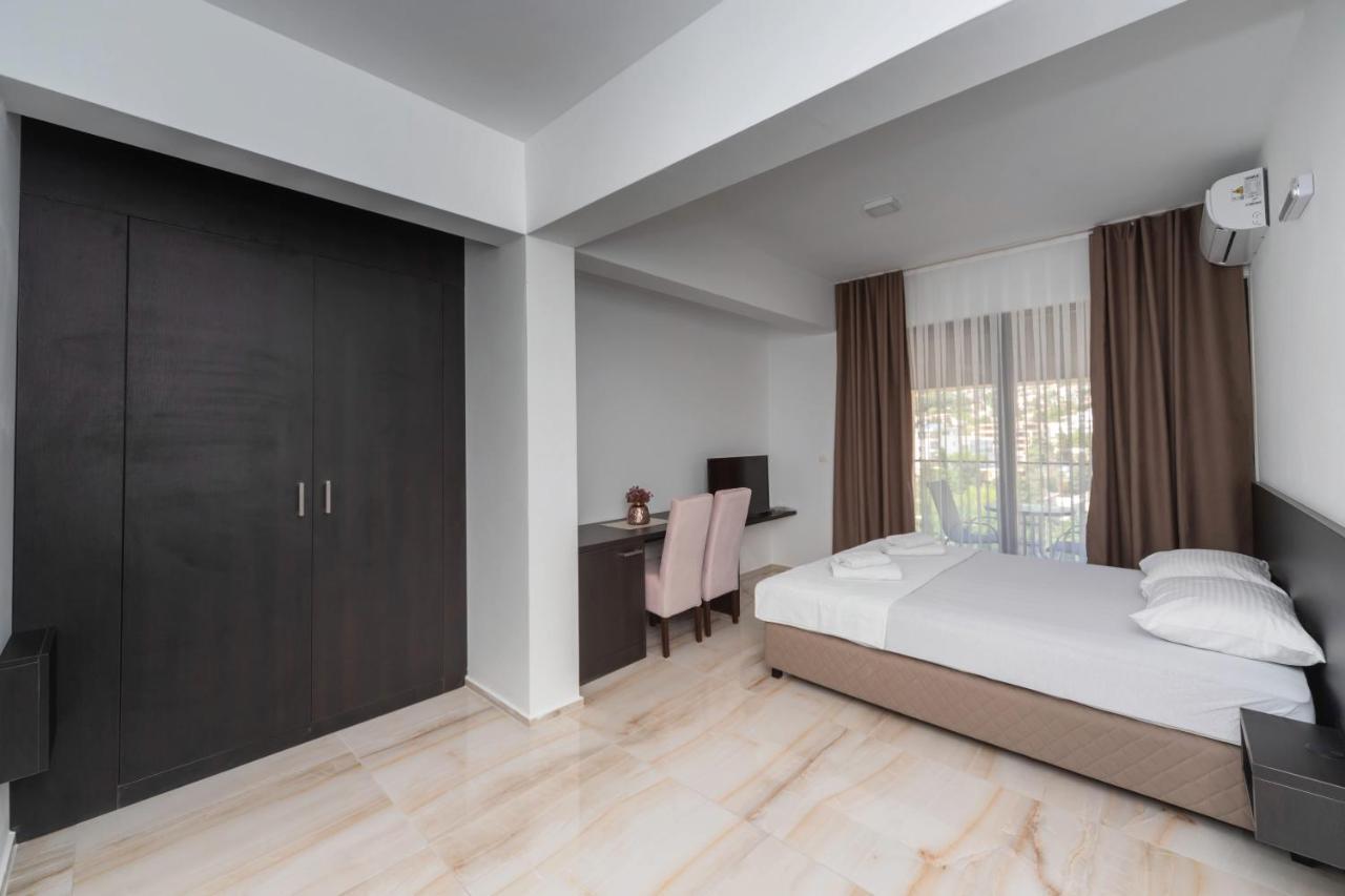 N Hotel Сутоморе Экстерьер фото