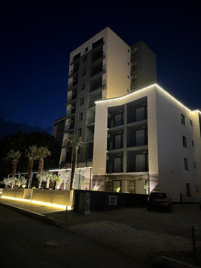 N Hotel Сутоморе Экстерьер фото