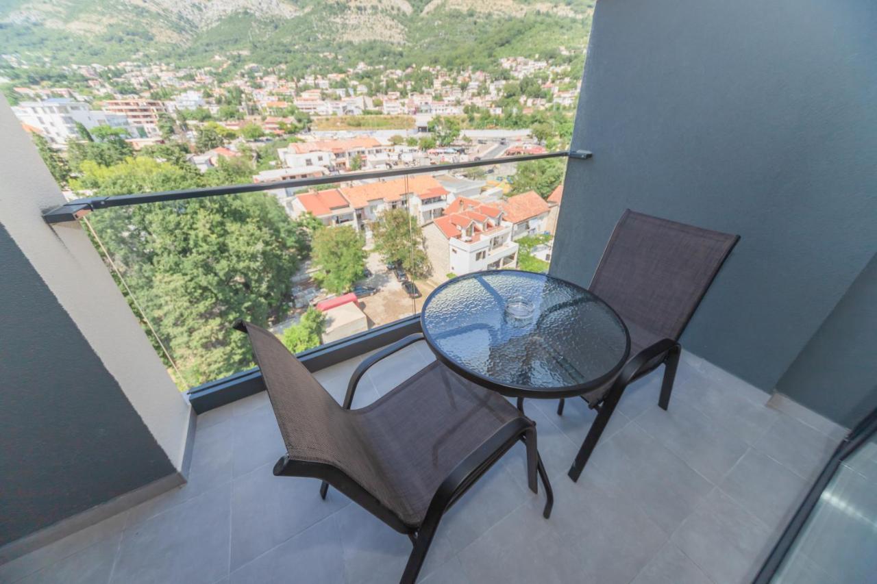 N Hotel Сутоморе Экстерьер фото